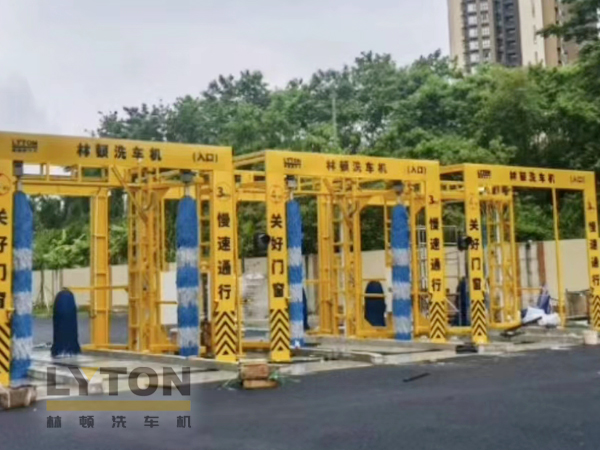 w66给利老牌大巴全自动洗车机、大型通道式洗车机、公交车洗车机厂家、南京大巴洗车机厂家